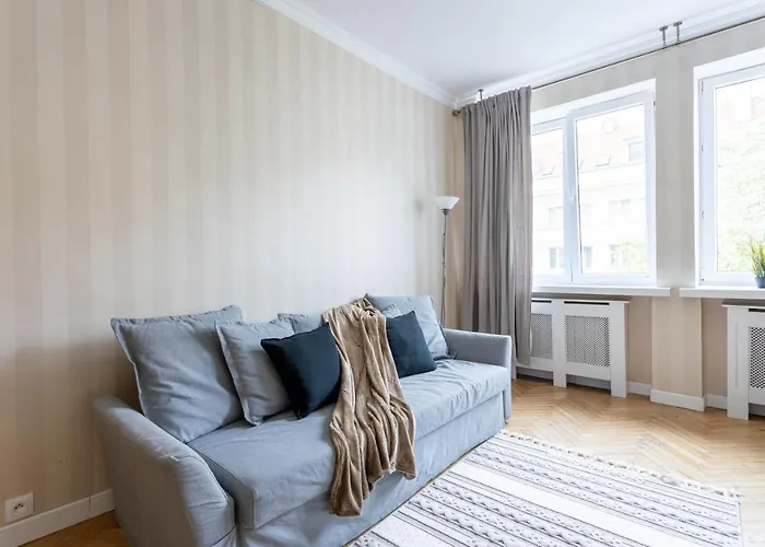 Golden Warsaw- 3 Separate - Location&nowy Swiat شقة