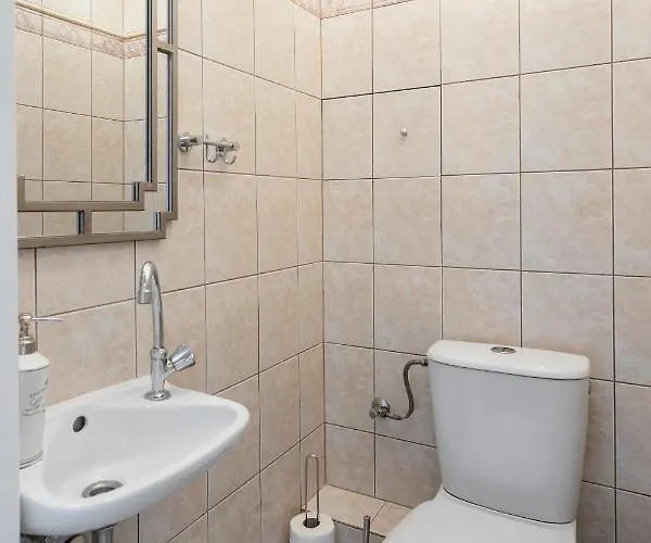 Golden Warsaw- 3 Separate - Location&nowy Swiat